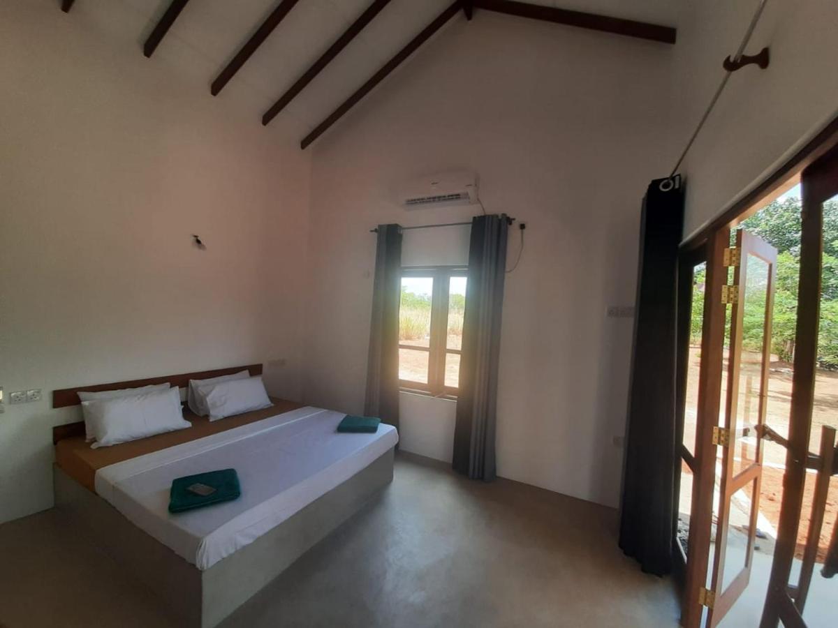 Moni Farm House Wilpattu Nochchiyagama Bagian luar foto