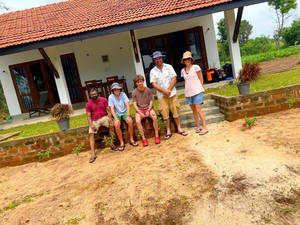 Moni Farm House Wilpattu Nochchiyagama Bagian luar foto
