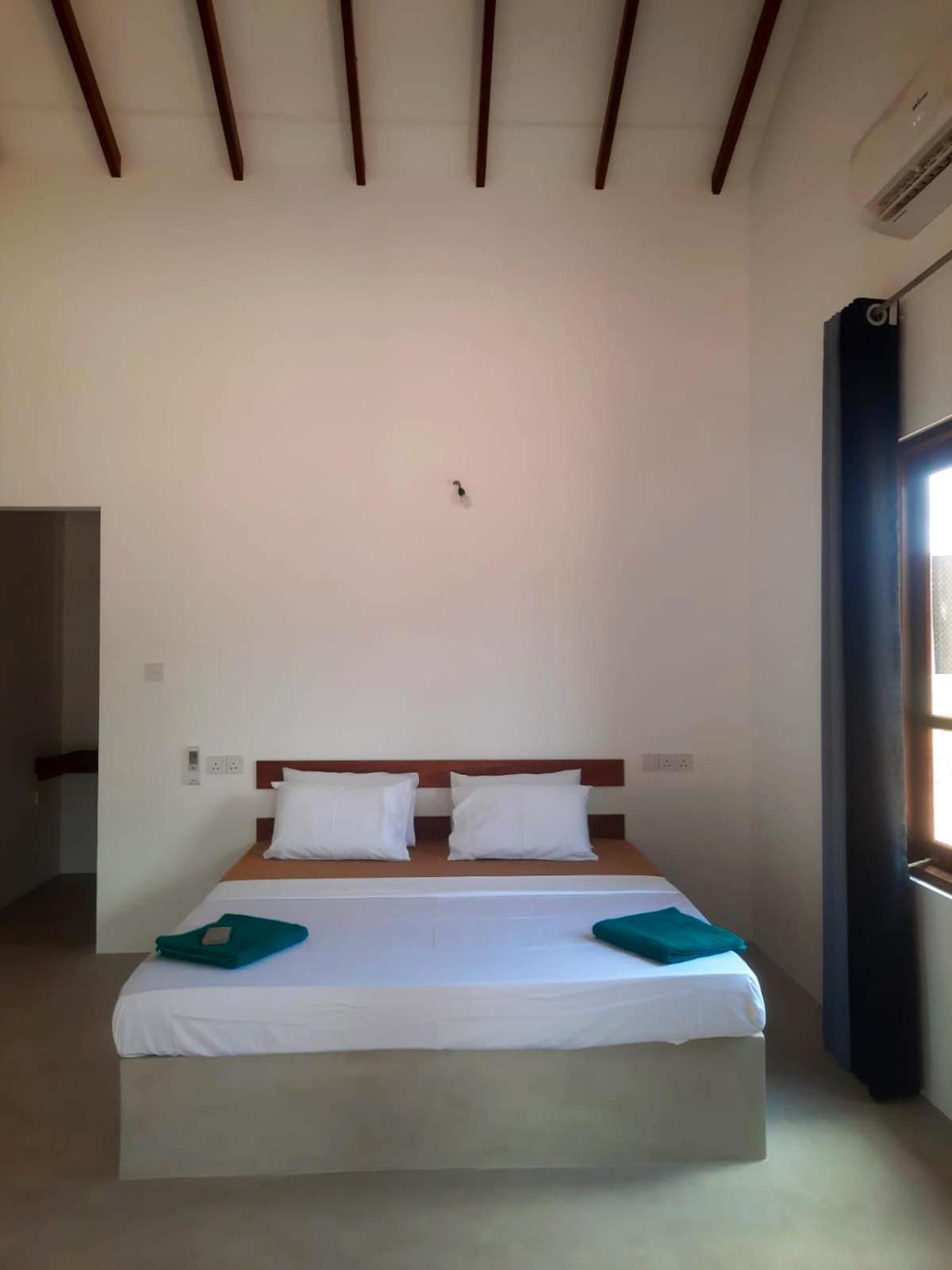 Moni Farm House Wilpattu Nochchiyagama Bagian luar foto